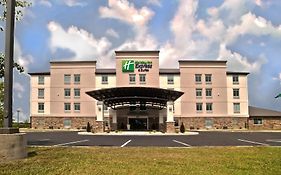 Holiday Inn Express & Suites Evansville North By Ihg